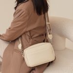 Women Fashion Crossbody Bag Style: 516 - Image 3