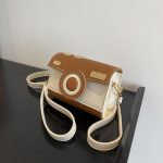 Women Fashion Crossbody Bag Style: 546 - Image 2